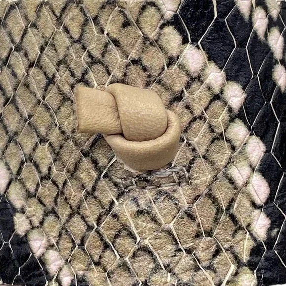 Sam Edelman Womens Shoes Gus Sandals Snake Leather Slip On Thong Casual Size 8 - Picture 5 of 11